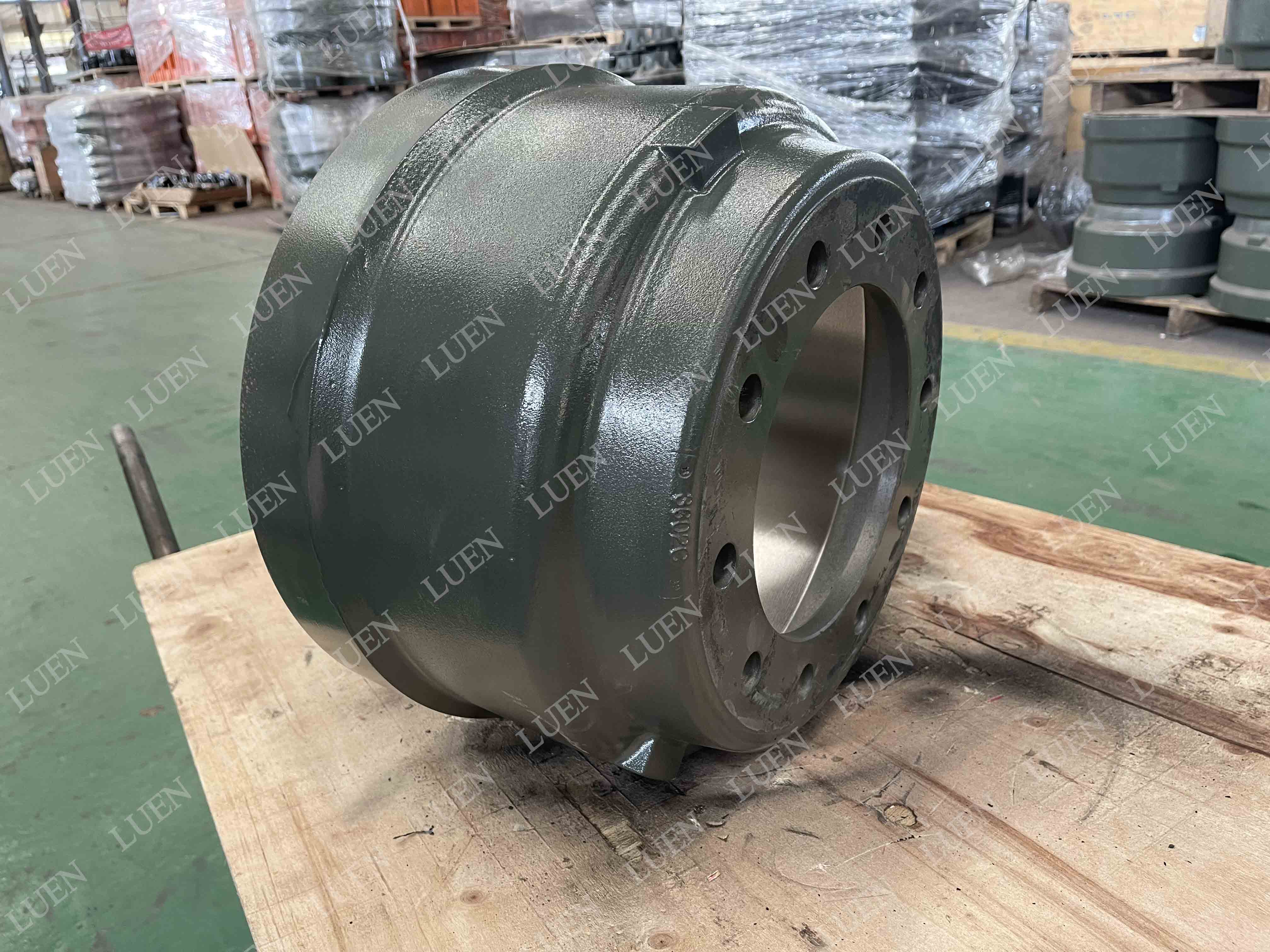  Tambour de frein continental de style am&eacute;ricain de remorque de camion r&eacute;sistant